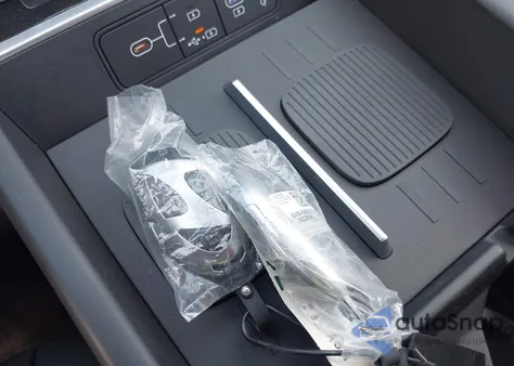 2024 Hyundai Santa Fe Hybrid Sel from USA, damaged, VIN 5NMP24G12RH003591